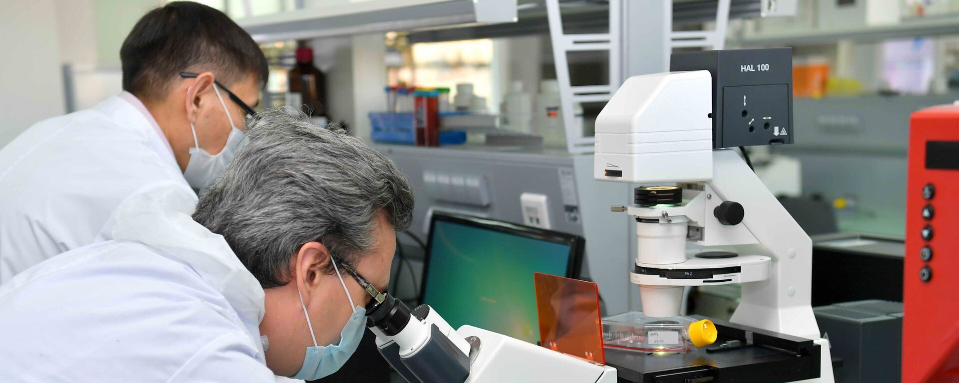 Глава государства посетил Национальный центр биотехнологии - Sputnik Казахстан, 1920, 11.03.2025