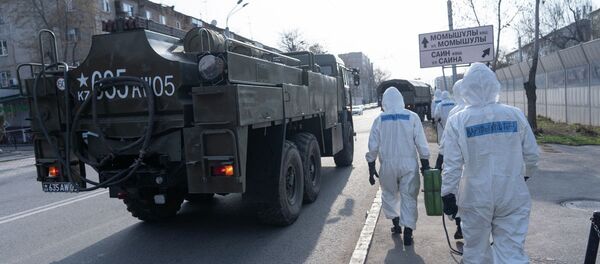 Дезинфекция улиц в Алматы - Sputnik Казахстан