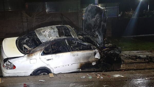 Машина опрокинулась в арык и загорелась в Наурызбайском районе - Sputnik Казахстан