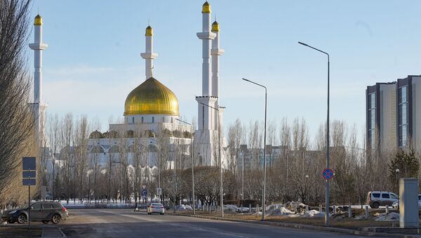 Пустые улицы Нур-Султана днем - Sputnik Казахстан