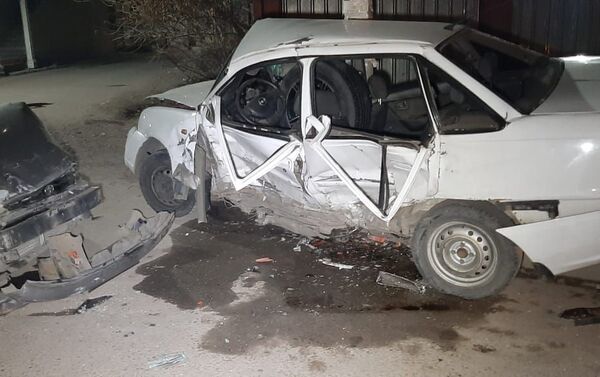 Грубое нарушение правил дорожного движения стало причиной крупной аварии в центре города - Sputnik Казахстан