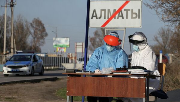 Блокпост на въезде в город Алматы - Sputnik Казахстан