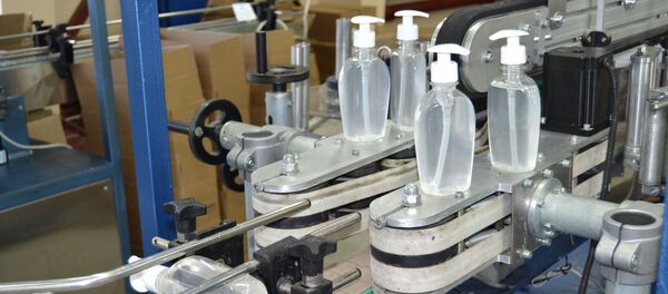 Антисептическое средство выпускают в Петропавловске - Sputnik Казахстан