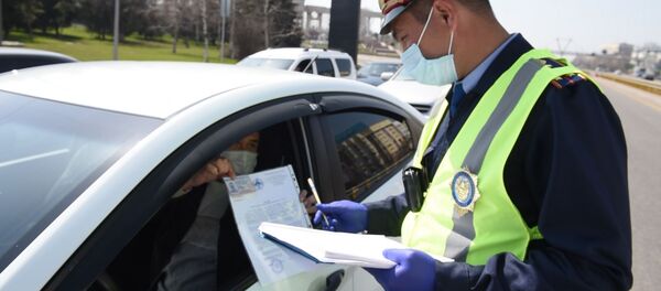 В Алматы усилен контроль за нарушителями режима карантина  - Sputnik Казахстан