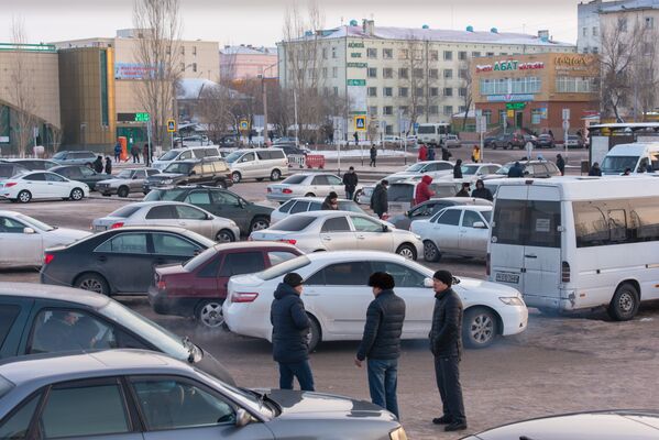 Платная парковка на вокзале Астаны - Sputnik Казахстан