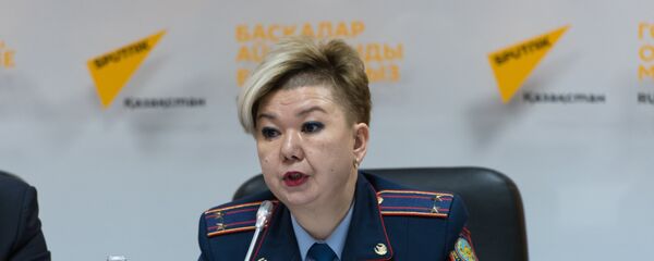 Начальник управления миграционной полиции ДВД Астаны Гульвира Доненбаева Начальник управления миграционной полиции ДВД Астаны Гульвира Доненбаева - Sputnik Казахстан