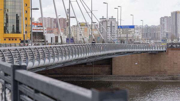  Виды города Нур-Султан весной. Мост через реку Ишим - Sputnik Казахстан