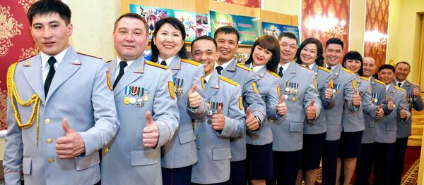 Полицейские Петропавловска записали песню с призывом оставаться дома - Sputnik Казахстан