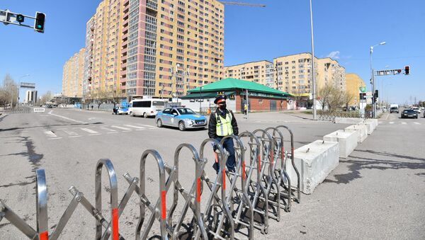 Дома, закрытые на карантин по улице Абылайхана - Sputnik Казахстан