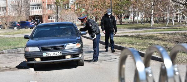 Дома, закрытые на карантин по улице Абылайхана - Sputnik Казахстан