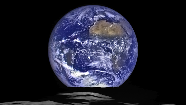 Вид Земли с орбиты Луны - Sputnik Казахстан