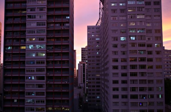 Здания на фоне закатного солнца в Сан-Паулу, Бразилия  - Sputnik Казахстан
