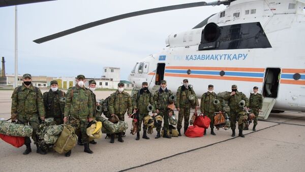 Самый большой вертолет в мире Ми-26Т вылетел в Восточный Казахстан для тушения лесного пожара - Sputnik Казахстан