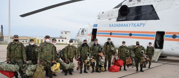 Самый большой вертолет в мире Ми-26Т вылетел в Восточный Казахстан для тушения лесного пожара Самый большой вертолет в мире Ми-26Т вылетел в Восточный Казахстан для тушения лесного пожара - Sputnik Қазақстан