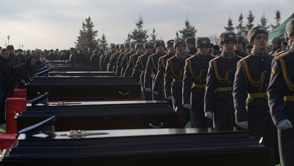 Прощание с погибшими при крушении самолета Ту-154 - Sputnik Казахстан