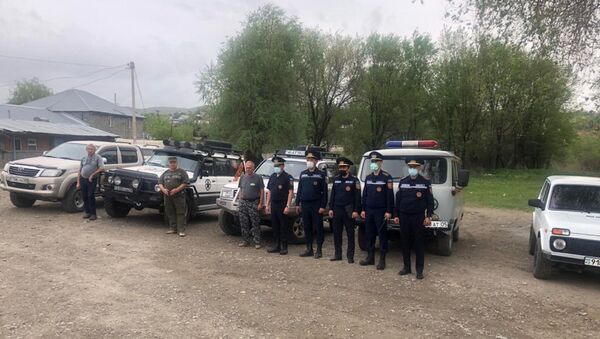 В поисково-спасательной операции в Алматинской области участвовали спасатели и волонтеры - Sputnik Казахстан
