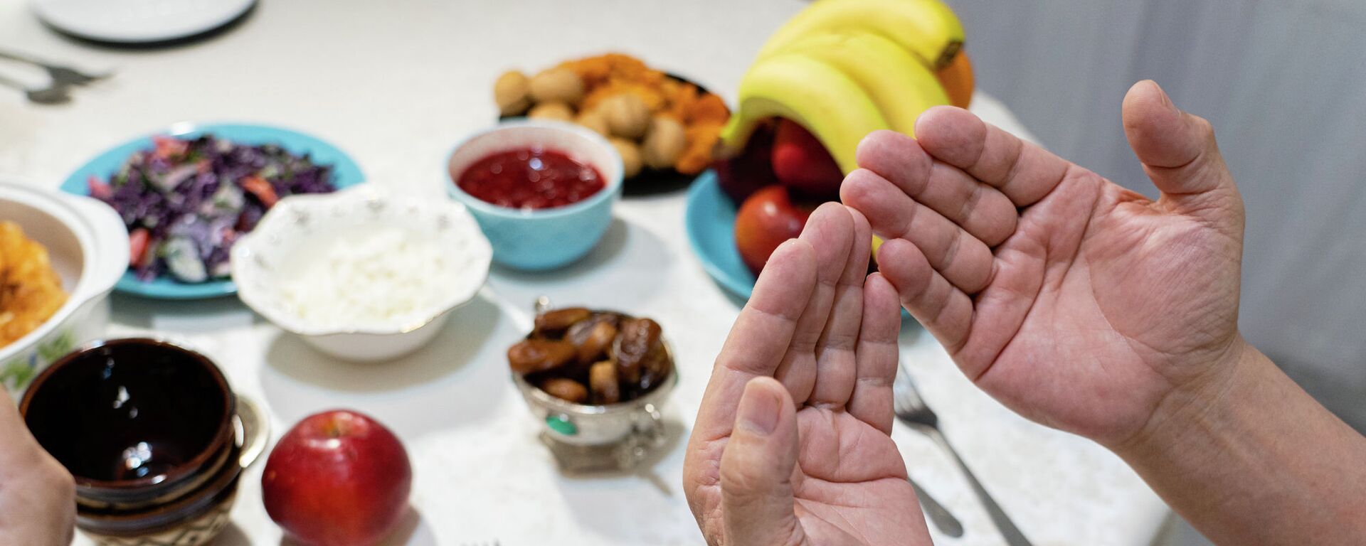 Ауызашар  - разговение во время священного месяца Рамазан - Sputnik Қазақстан, 1920, 10.02.2026