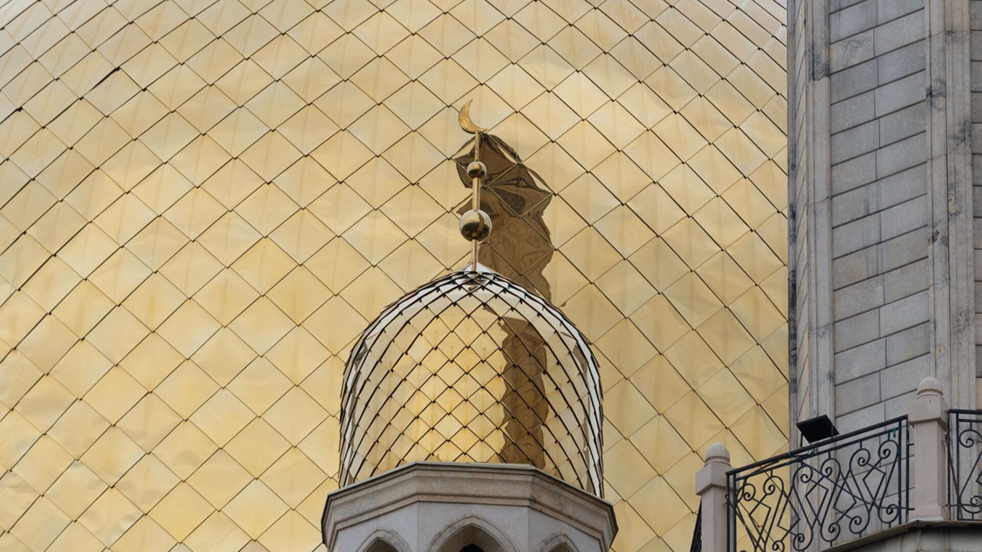 Купола центральной мечети Алматы  - Sputnik Қазақстан, 1920, 20.01.2022