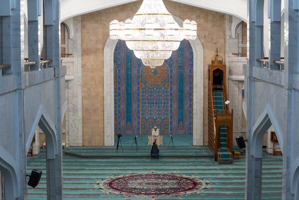 Онлайн-проповедь к празднику в центральной мечети Алматы во время карантина - Sputnik Казахстан