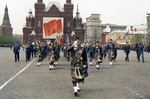Военные оркестры разных стран приняли участие в Параде Победы мира - Sputnik Казахстан