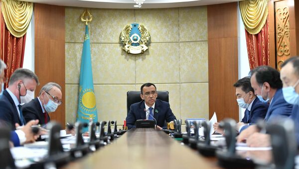 Председатель сената парламента Маулен Ашимбаев на заседании бюро палаты - Sputnik Казахстан