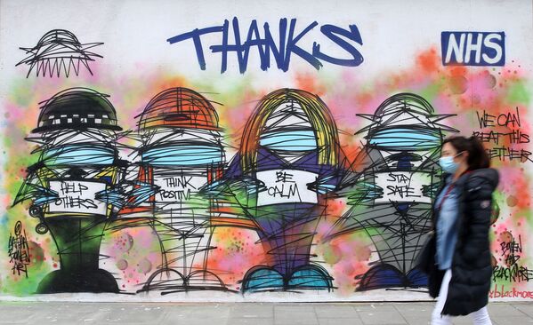 Граффити в благодарность медицинским работникам в Лондоне - Sputnik Казахстан
