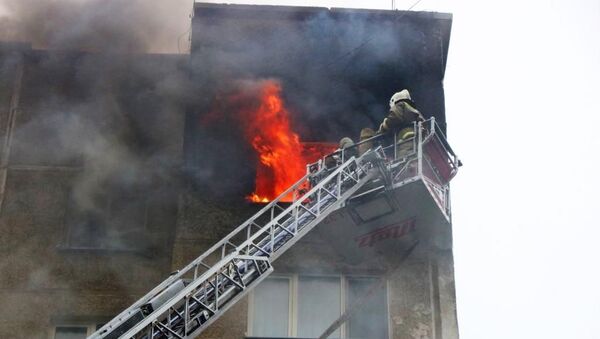 Пожар в жилом доме в Петропавловске - Sputnik Казахстан