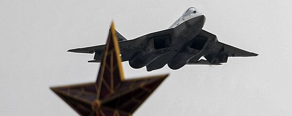Российский многофункциональный истребитель пятого поколения Су-57 - Sputnik Казахстан