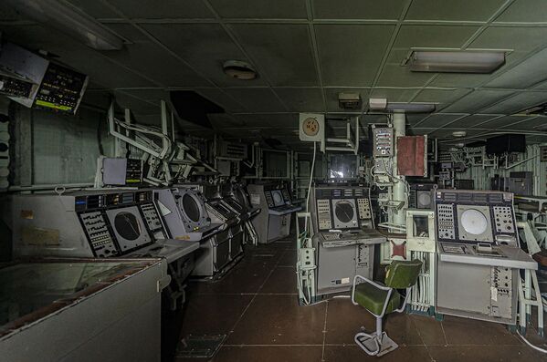 Заброшенный военный корабль, найденный фотографом Бобом Тиссеном - Sputnik Казахстан