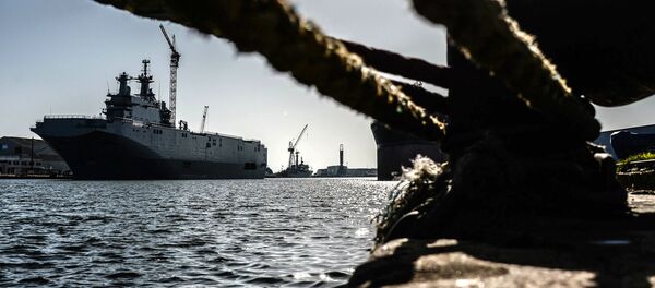 Владивосток әмбебап десанттық кемесі Владивосток әмбебап десанттық кемесі - Sputnik Қазақстан