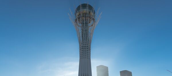 Виды Астаны зимой, монумент Байтерек Виды Астаны зимой, монумент Байтерек - Sputnik Казахстан