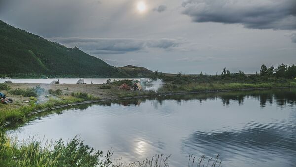 Туристический лагерь на перешейке между озерами Щучинско-Боровской курортной зоны - Sputnik Казахстан