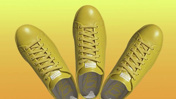 adidas: мюли, которые были кроссовками   - Sputnik Казахстан