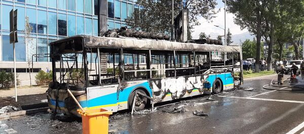 Сгорел пассажирский автобус Сгорел пассажирский автобус - Sputnik Казахстан