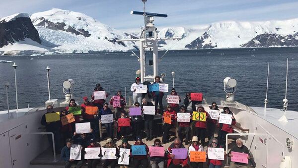 Марш женщин против Трампа прошел в Антарктиде - Sputnik Казахстан