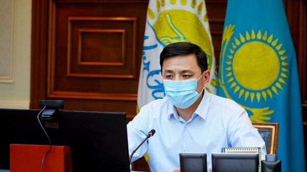 Аким Нур-Султана Алтай Кульгинов провел совещание с медиками столицы - Sputnik Казахстан