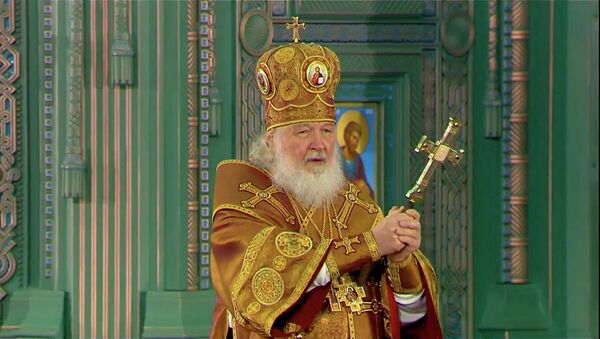 Патриарх Кирилл освятил Главный храм Вооруженных сил России - видео - Sputnik Казахстан