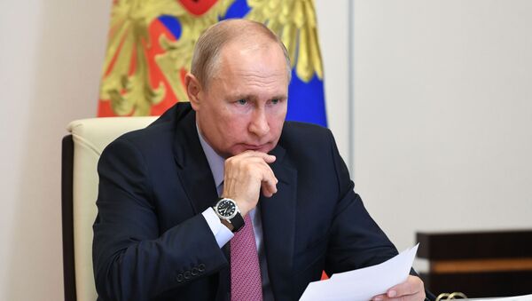 Президент РФ В. Путин провел встречу с главой Сбербанка РФ Г. Грефом - Sputnik Казахстан