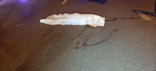 Смертельная авария в Алматы: пешехода сбили около подземного перехода Смертельная авария в Алматы: пешехода сбили около подземного перехода - Sputnik Казахстан