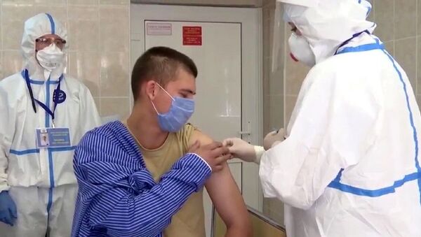 В России начались испытания вакцины от COVID-19 - Sputnik Казахстан