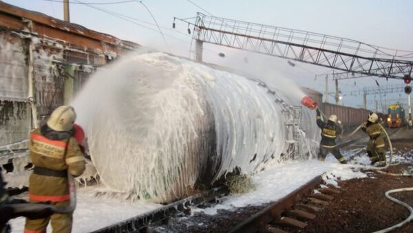 Из-за пожара повреждено 75 метров железнодорожного полотна - Sputnik Казахстан