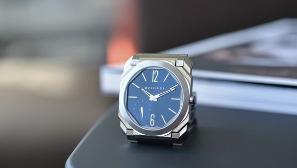 Bvlgari представили обновленную модель мужских часов Octo Finissimo - Sputnik Казахстан