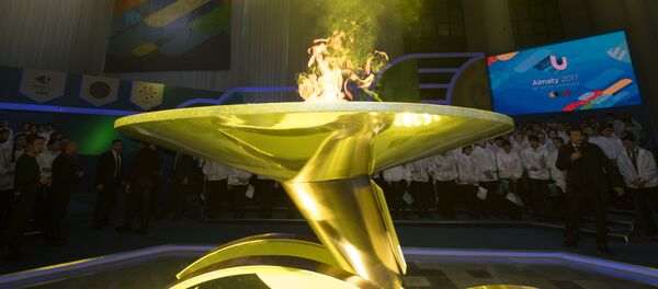 Старт в Астане эстафеты огня Всемирной зимней универсиады-2017 Старт в Астане эстафеты огня Всемирной зимней универсиады-2017 - Sputnik Казахстан