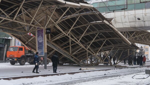 Обрушения навеса на вокзале Астаны - Sputnik Казахстан