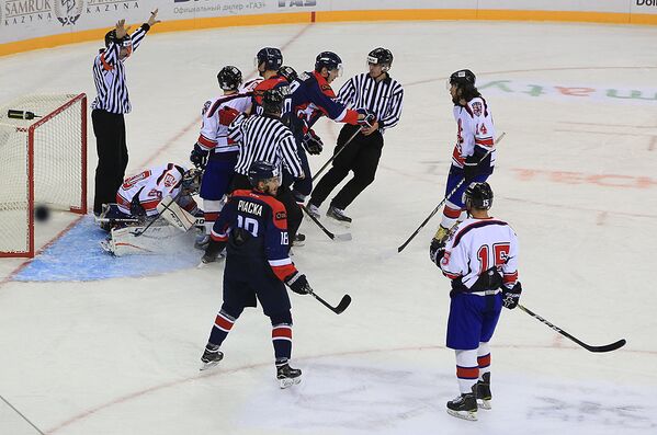 Первый хоккейный матч Универсиады Словакия-Великобритания - Sputnik Казахстан