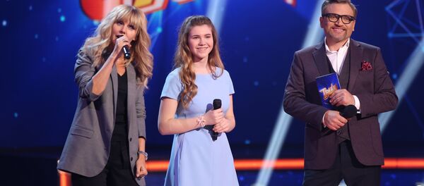 Валерия и участница конкурса Ты супер! Валерия и участница конкурса Ты супер! - Sputnik Казахстан