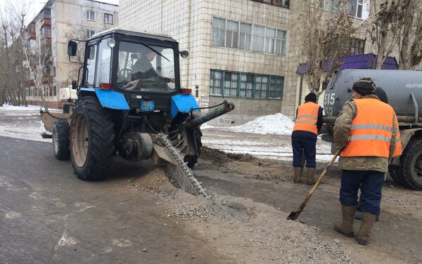 Из-за аварии в Павлодаре без воды остались несколько многоэтажек и часть домов частного сектора - Sputnik Казахстан