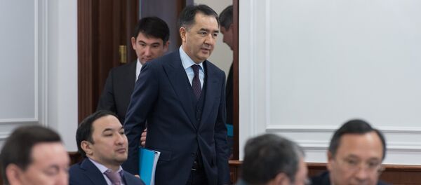 Премьер-Министр РК Бакытжан Сагинтаев Премьер-Министр РК Бакытжан Сагинтаев - Sputnik Казахстан