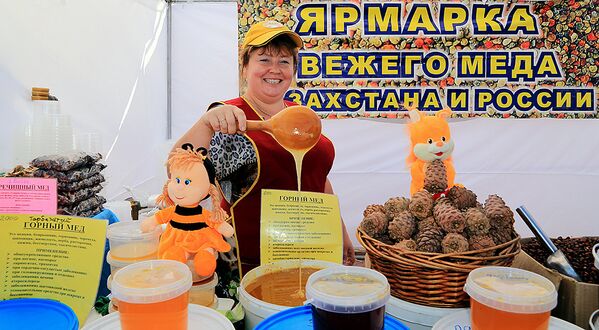 Ярмарка меда в Алматы - Sputnik Қазақстан