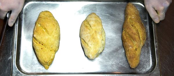 Как испечь хлеб с приправами - Sputnik Казахстан